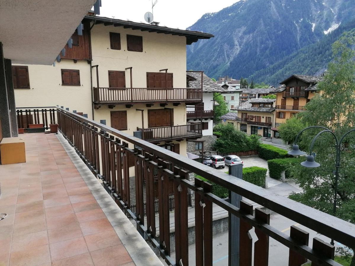 Courma House Apartment Courmayeur Ngoại thất bức ảnh